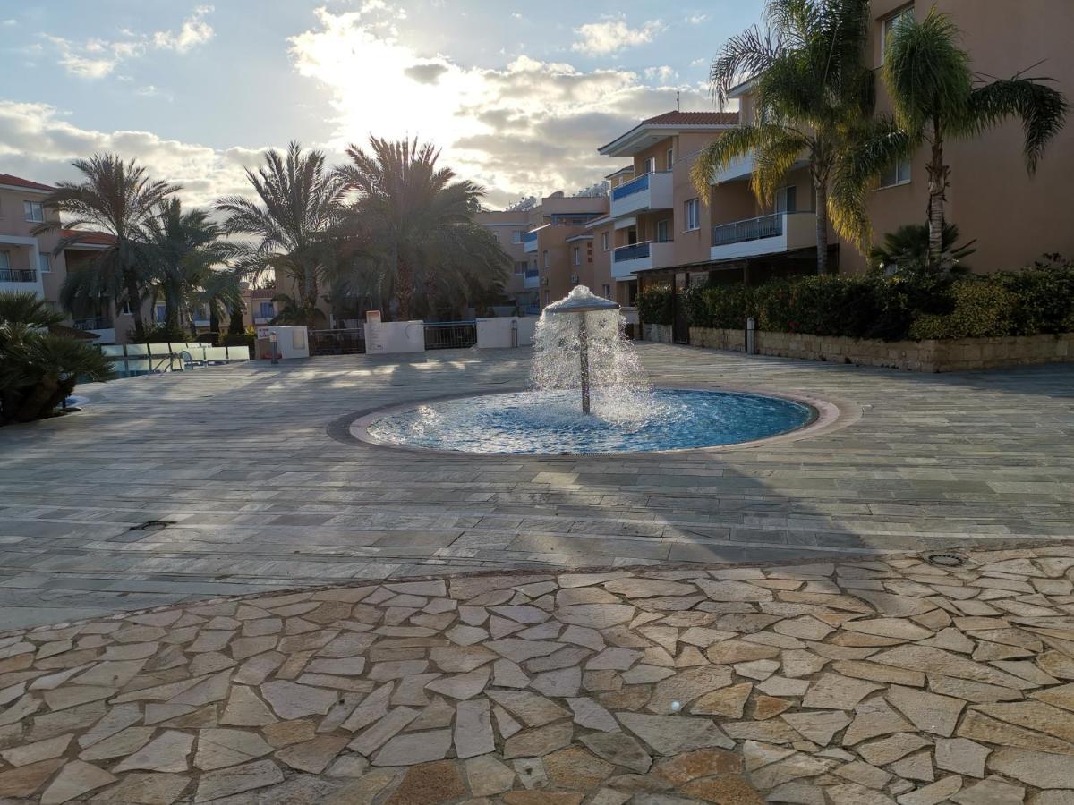 Iris Village, Near Kings Avenue Mall - By Imh Travel & Tours Paphos Luaran gambar