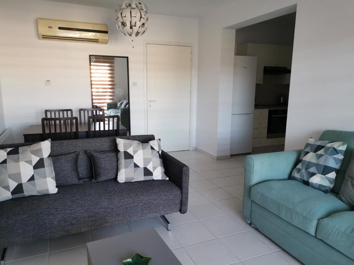 Iris Village, Near Kings Avenue Mall - By Imh Travel & Tours Paphos Luaran gambar
