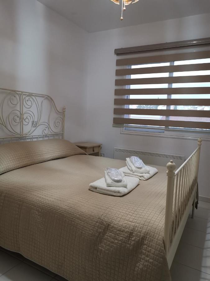 Iris Village, Near Kings Avenue Mall - By Imh Travel & Tours Paphos Luaran gambar