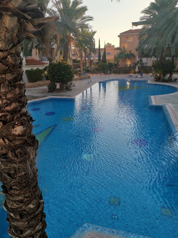 Iris Village, Near Kings Avenue Mall - By Imh Travel & Tours Paphos Luaran gambar