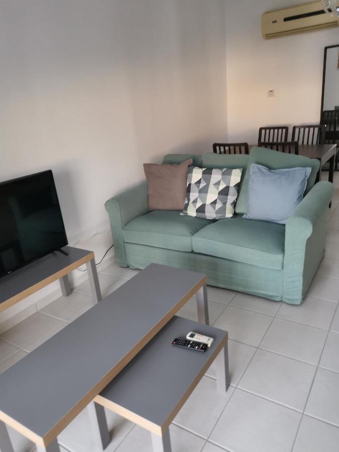 Iris Village, Near Kings Avenue Mall - By Imh Travel & Tours Paphos Luaran gambar