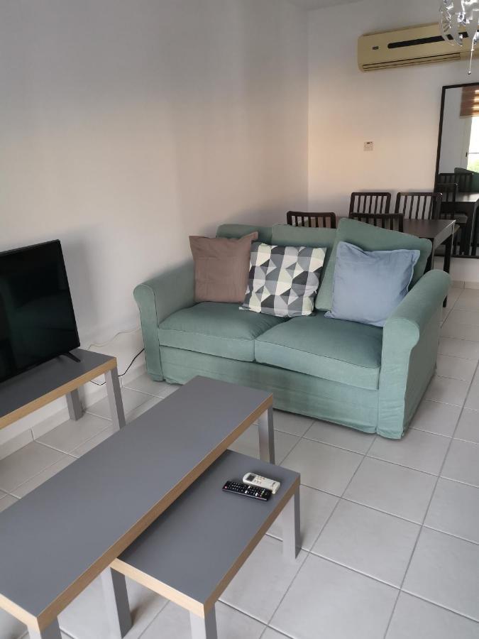 Iris Village, Near Kings Avenue Mall - By Imh Travel & Tours Paphos Luaran gambar