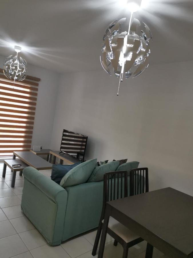 Iris Village, Near Kings Avenue Mall - By Imh Travel & Tours Paphos Luaran gambar