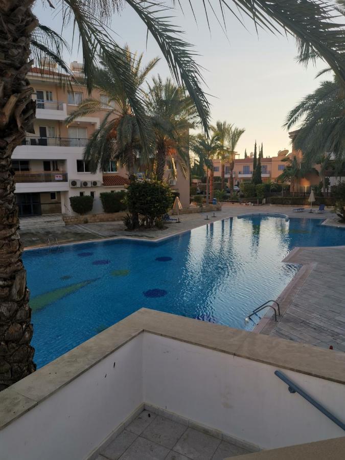 Iris Village, Near Kings Avenue Mall - By Imh Travel & Tours Paphos Luaran gambar