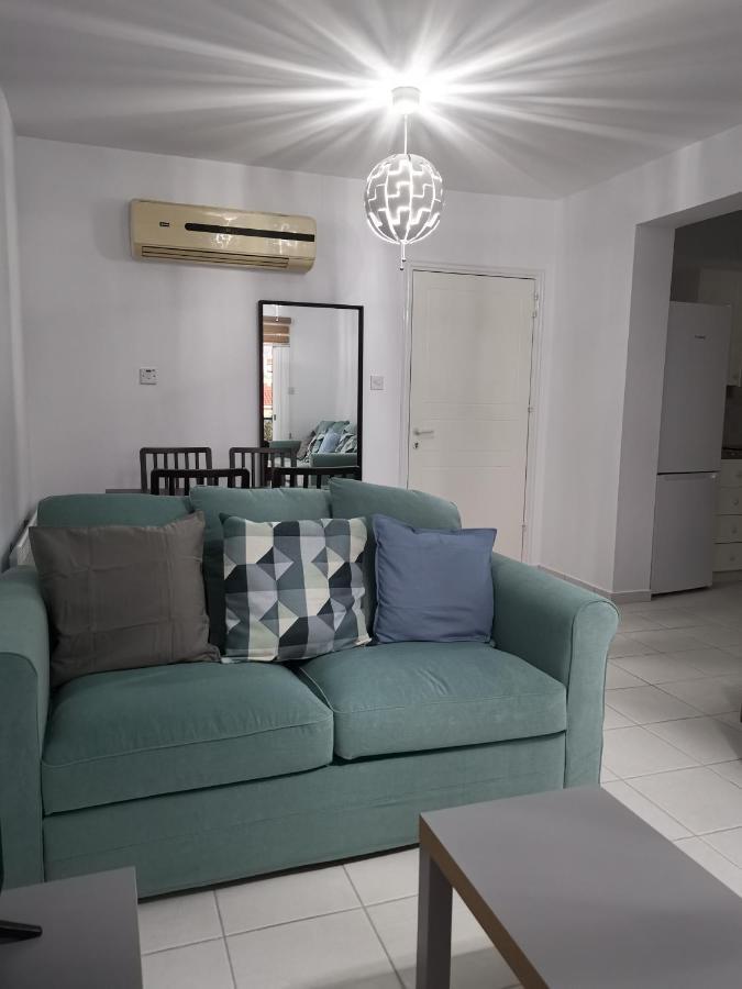 Iris Village, Near Kings Avenue Mall - By Imh Travel & Tours Paphos Luaran gambar